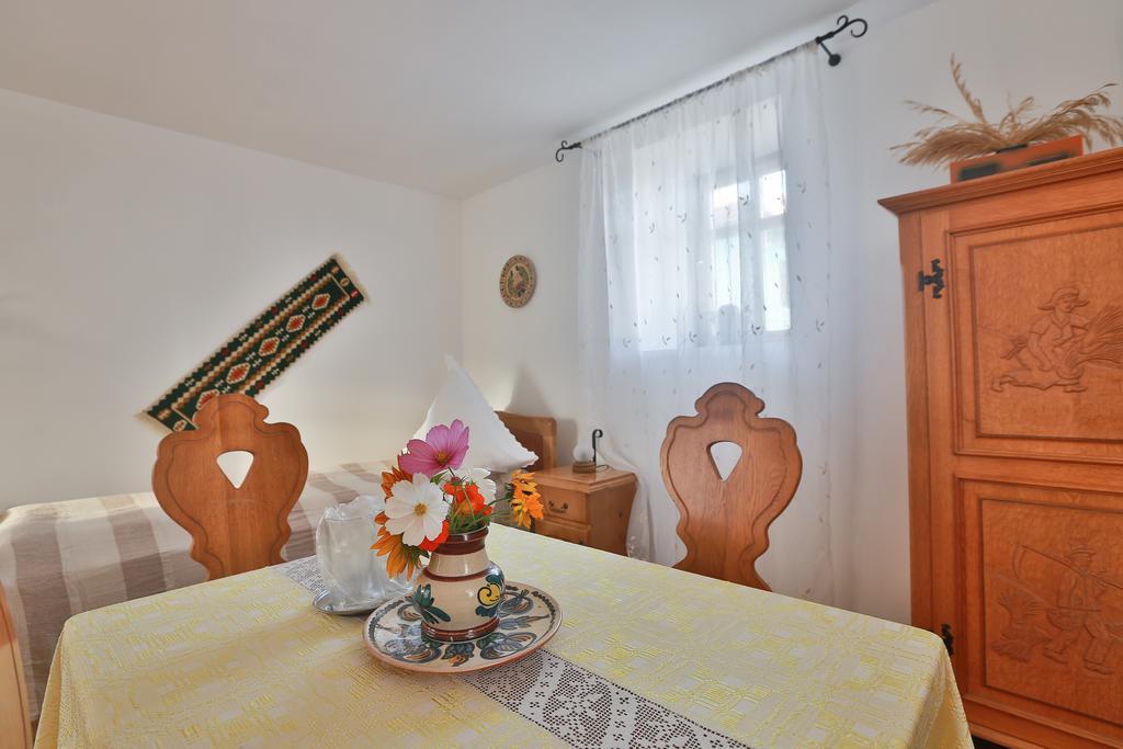 Pensiunea Casa Canda Salasu de Sus Oda fotoğraf